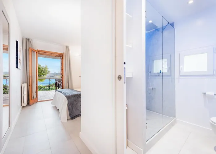 Ull De Bou 波连萨港